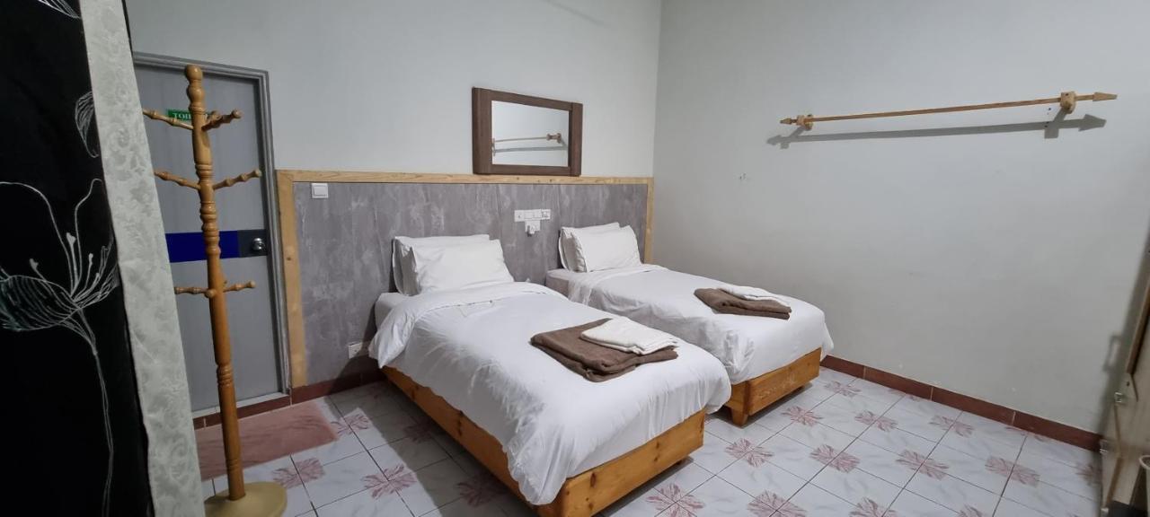Gurus Maldives At Gulhi Island Hotel Exterior photo