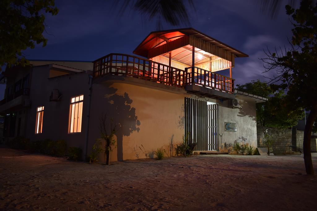 Gurus Maldives At Gulhi Island Hotel Exterior photo
